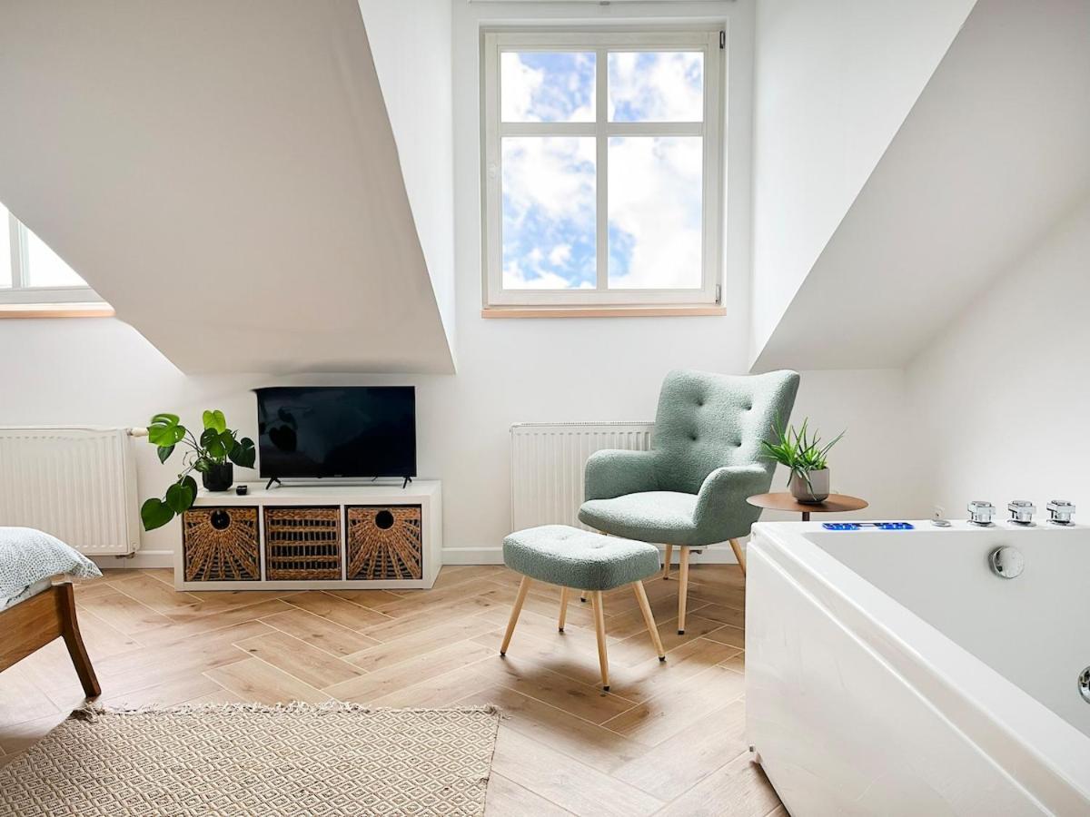 Apartament Premium Jacuzzi With Air Conditioning, Main Square Cracow *
